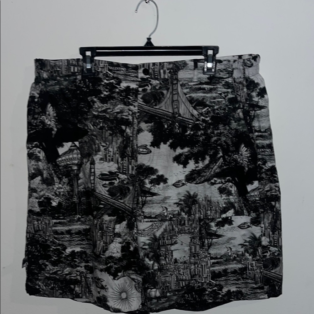 Valentino Elegant Black and Gray Printed Shorts